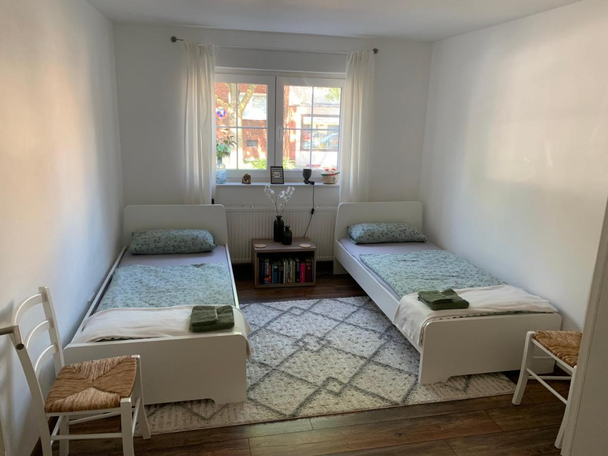 Schoene Wohnung Top Lage Koeln Work & Relax & Travel Фрехен Екстериор снимка